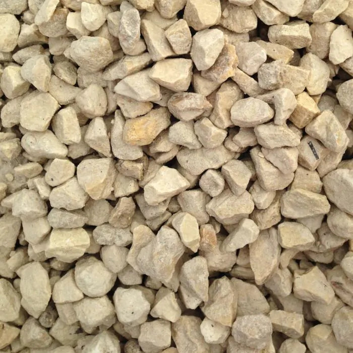 Cotswold Buff 20mm Chippings 25kg